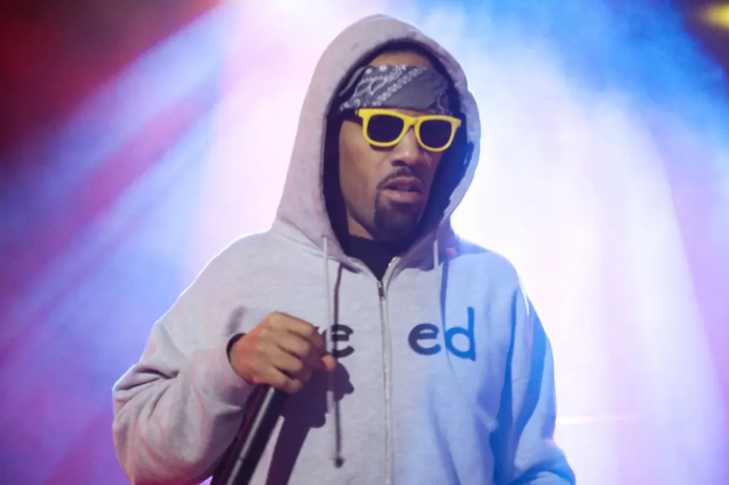 Method Man + Redman — event, music and portrait photograph in Shepherd’s Bush, London, UK, frame 3 of 14.